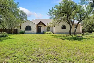 105 N Laurelwood Dr, Austin, TX 78733 - Photo 2