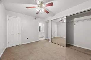 501 W 26th St, Austin, TX 78705 - Photo 16