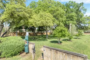 8922 Menchaca Rd, Austin, TX 78748 - Photo 34