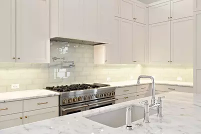 5900 Moondust Lane, Austin, TX 78730 - Photo 4