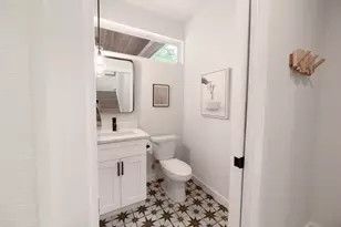 3923 E 16th St, Austin, TX 78721 - Photo 18
