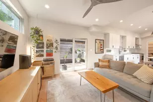 3923 E 16th St, Austin, TX 78721 - Photo 16