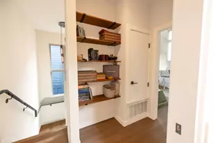 3923 E 16th St, Austin, TX 78721 - Photo 24
