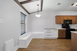 224 Bauxite Dr, Jarrell, TX 76537 - Photo 8