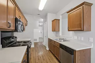 224 Bauxite Dr, Jarrell, TX 76537 - Photo 6