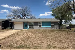 1400 Kamar Dr, Austin, TX 78757 - Photo 2