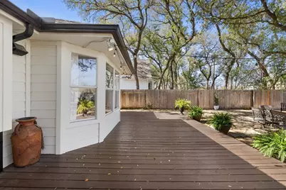 5700 Travis Green Lane, Austin, TX 78735 - Photo 32