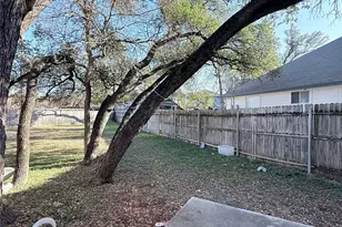 8621 Talyne Chaise Cir, Austin, TX 78729 - Photo 16