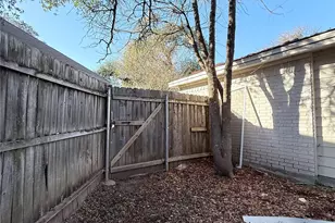 8621 Talyne Chaise Cir, Austin, TX 78729 - Photo 40