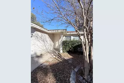 8621 Talyne Chaise Circle #B, Austin, TX 78729 - Photo 4