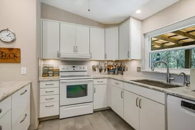 900 Longhorn Trail, Wimberley, TX 78676 - Photo 10