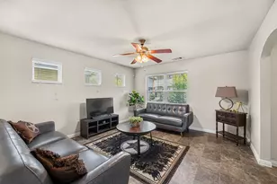 4520 Graceful Ln, Austin, TX 78725 - Photo 8