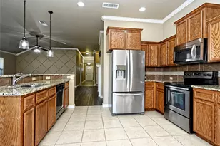224 Geode Ln, Jarrell, TX 76537 - Photo 14