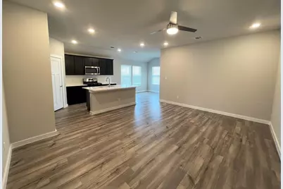 220 Coda Crossing, Georgetown, TX 78633 - Photo 4