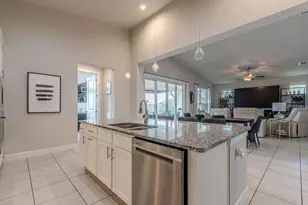 228 Cruising Oak St, San Marcos, TX 78666 - Photo 6