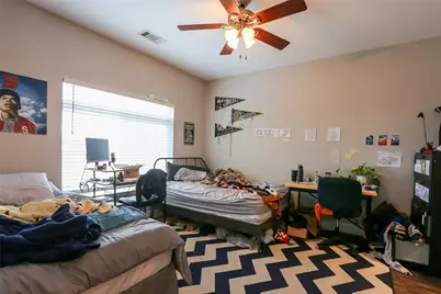 910 W 25th Street #205, Austin, TX 78705 - Photo 8