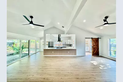 9506 Stonebridge Drive, Austin, TX 78758 - Photo 10