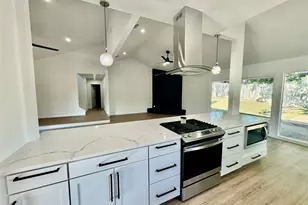 9506 Stonebridge Dr, Austin, TX 78758 - Photo 8