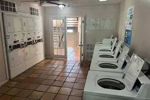 505 W 7th St, Austin, TX 78701 - Photo 28