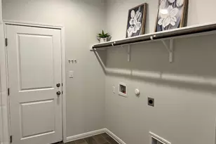 221 Arabian Colt Dr, Georgetown, TX 78626 - Photo 10