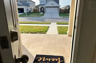 221 Arabian Colt Dr, Georgetown, TX 78626 - Photo 2