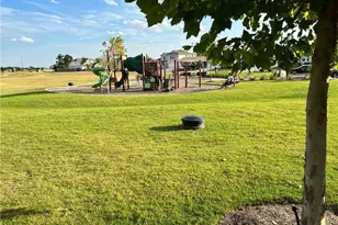 221 Arabian Colt Dr, Georgetown, TX 78626 - Photo 36