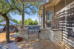 2905 Mossy Springs Dr, Leander, TX 78641 - Photo 8