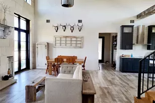 621 Stanton Rd, Johnson City, TX 78636 - Photo 8