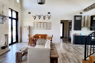 621 Stanton Rd, Johnson City, TX 78636 - Photo 8