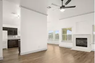 157 Meadowlark Cir, Georgetown, TX 78626 - Photo 14