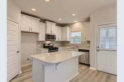 11200 El Capitan Drive, Austin, TX 78747 - Photo 8