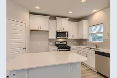 11200 El Capitan Drive, Austin, TX 78747 - Photo 12