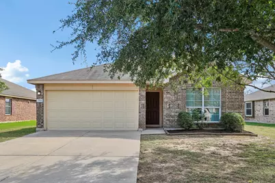 304 Grutsch Drive, Bastrop, TX 78602 - Photo 2