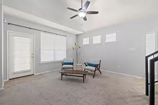 1900 Scofield Ridge Pkwy, Austin, TX 78727 - Photo 8
