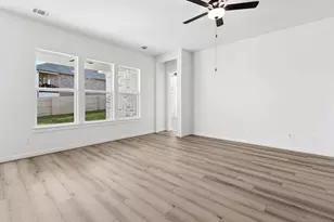 141 Big Pne Crk Ln, Bastrop, TX 78602 - Photo 2