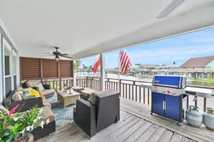 16619 Jamaica Cove Rd, Jamaica Beach, TX 77554 - Photo 10