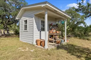 280 Hannah Dr, Dripping Springs, TX 78620 - Photo 32