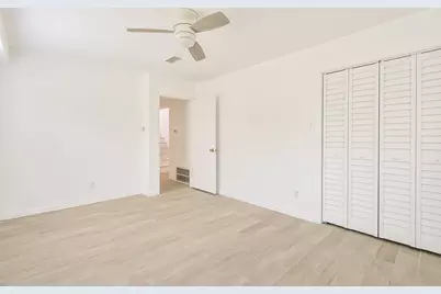 1097 White Loop Road, Columbus, TX 78934 - Photo 16