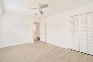 1097 White Loop Rd, Columbus, TX 78934 - Photo 16
