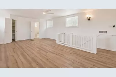 1097 White Loop Road, Columbus, TX 78934 - Photo 22