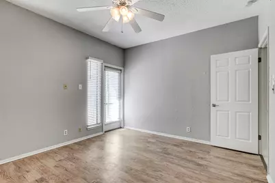 807 W 25th Street #210, Austin, TX 78705 - Photo 14