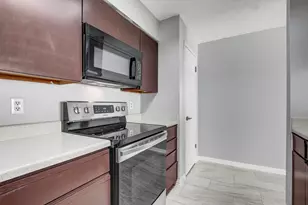 807 W 25th St, Austin, TX 78705 - Photo 10