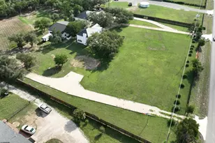 102 Co Rd 180, Leander, TX 78641 - Photo 4