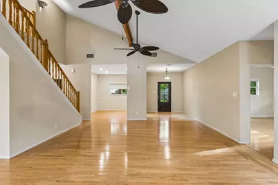 340 Columbine Street, Marble Falls, TX 78654 - Photo 8