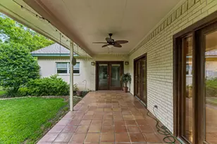 340 Columbine St, Meadowlakes, TX 78654 - Photo 28
