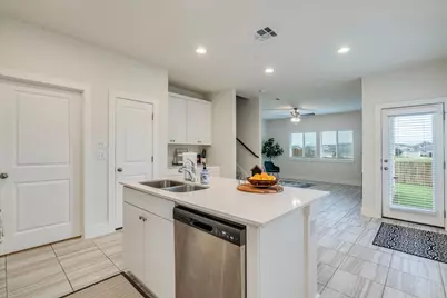 418 White Steppe Way, Georgetown, TX 78626 - Photo 4