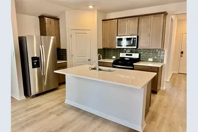 113 Maple Hedge Road, Hutto, TX 78634 - Photo 2