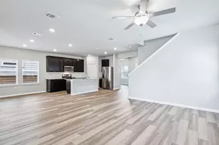 113 Maple Hedge Rd, Hutto, TX 78634 - Photo 8