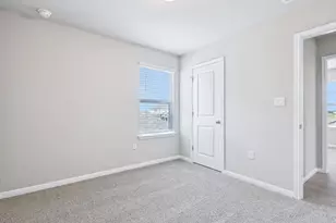 113 Maple Hedge Rd, Hutto, TX 78634 - Photo 10