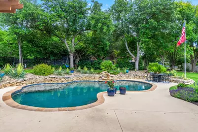 58 Cottondale Road, The Hills, TX 78738 - Photo 2